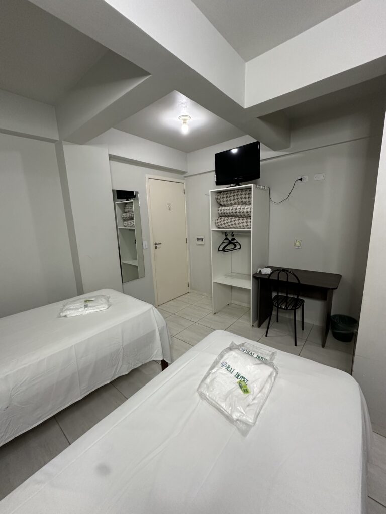 AP EXECUTIVE TRIPLO 02